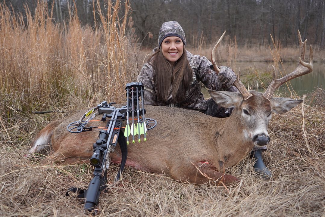 Introducing Women To Crossbows